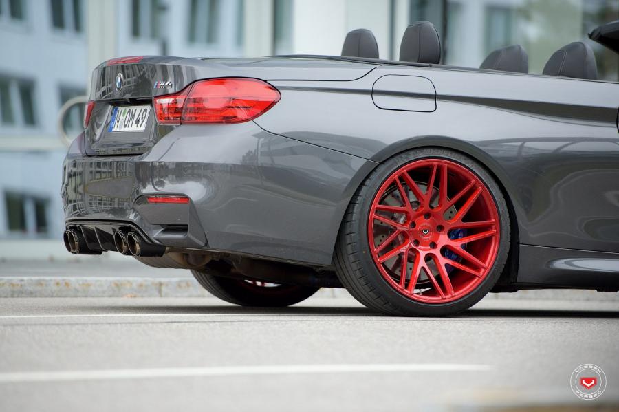Детали экстерьера BMW M4 Convertible on Vossen Wheels (VPS-314T) 2017 года  (фото 24 из 32)